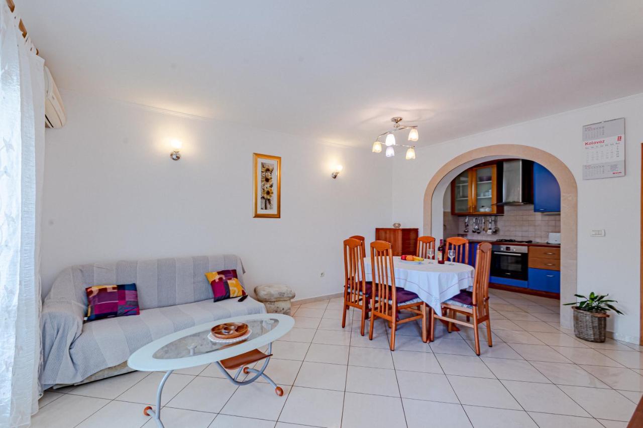 Apartment Ruzica Zrnovo Ngoại thất bức ảnh