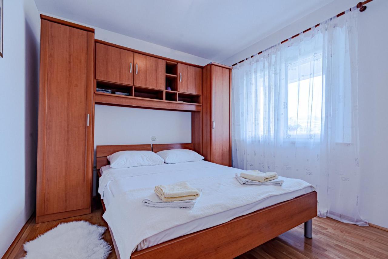 Apartment Ruzica Zrnovo Ngoại thất bức ảnh